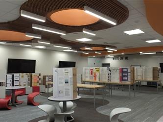 Fancy tables at The Northwood Elementary School Flexible Instructional Space